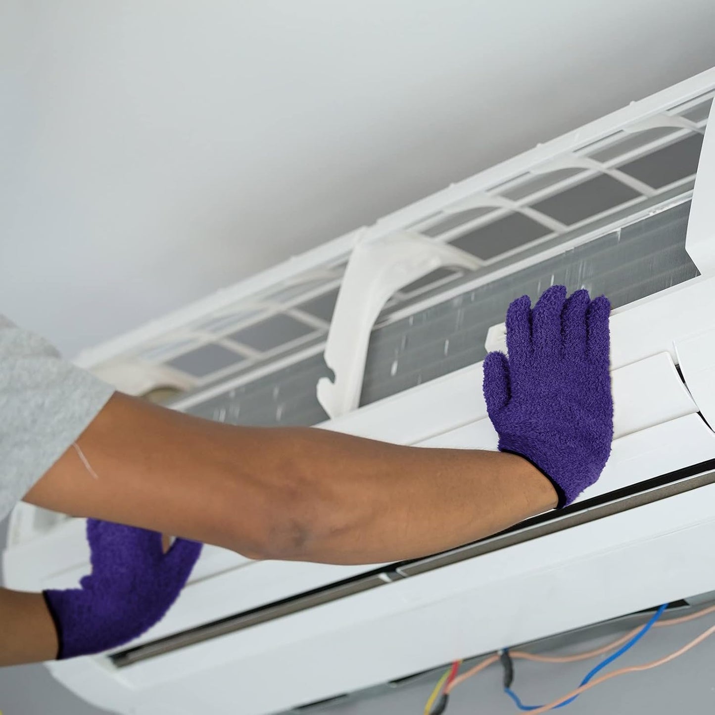 Patelai 3 Pairs Microfiber Plant Dusting Gloves Leaf Cleaning Gloves for Indoor Plants, Blinds, Furniture, House(Large,Purple, Rose Red, Black)