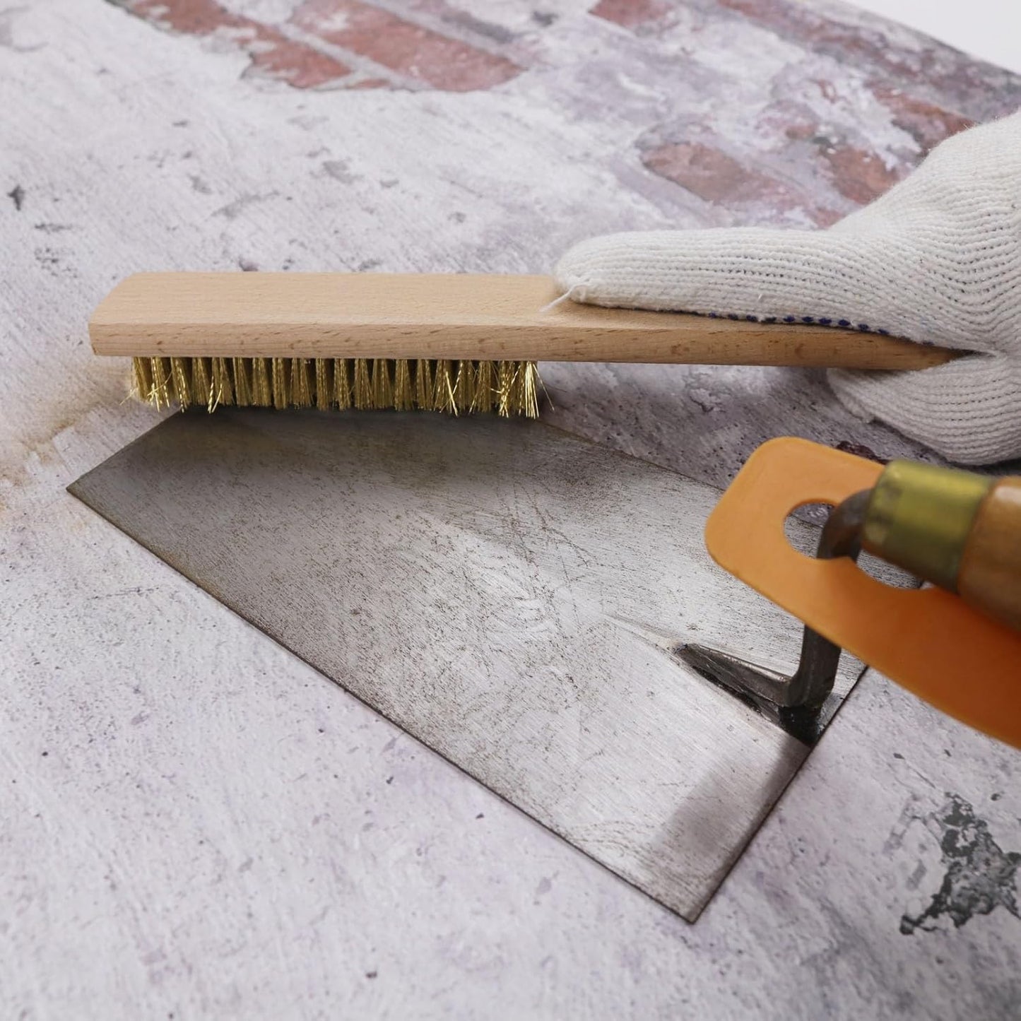 MAXMAN Brass Brush, Soft Brass Bristles Wire Brush for Cleaning Metal Rust, Welds, Home and Kitchen, Wire Scratch Brushes with 10" Beechwood Handle