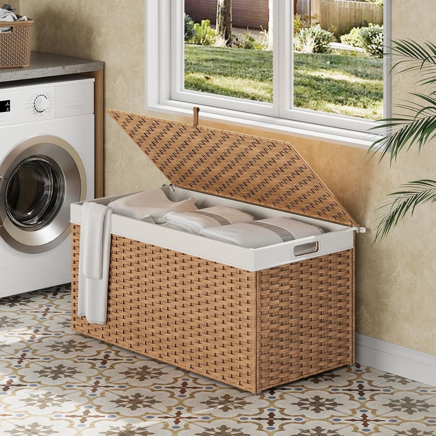 HOOBRO Storage Basket with Lid, 52.8 Gallon (200L) Wicker Basket, Handwoven Blanket Storage Basket with Handles, Metal Frame and Soft Lining, Foldable for Bedroom, Laundry Room, Natural NL220CW01